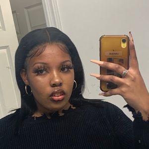 Meet your Posher, Unique